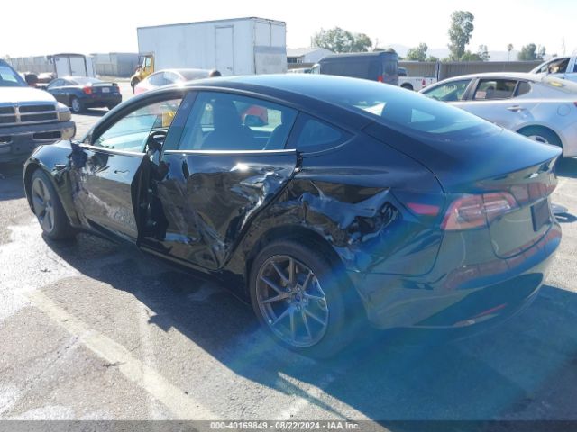 Photo 2 VIN: 5YJ3E1EB4NF246136 - TESLA MODEL 3 