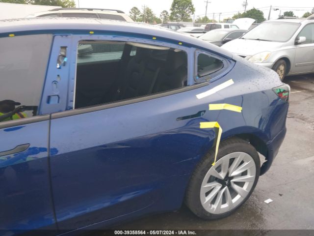 Photo 5 VIN: 5YJ3E1EB4NF256200 - TESLA MODEL 3 