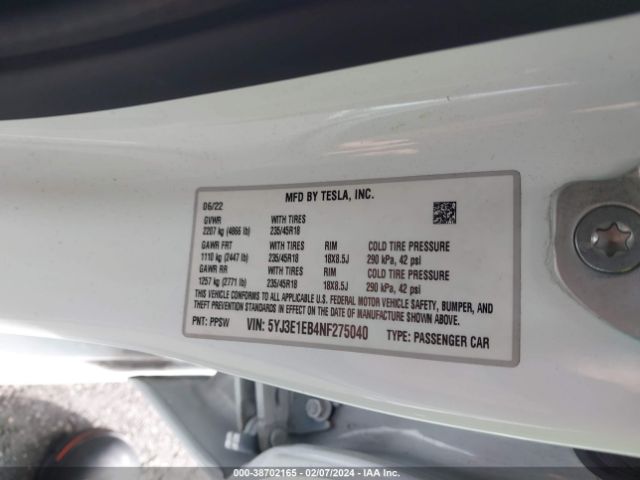 Photo 8 VIN: 5YJ3E1EB4NF275040 - TESLA MODEL 3 