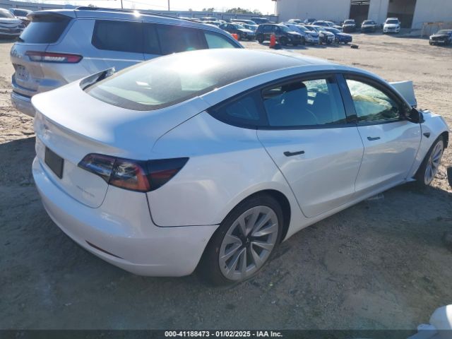 Photo 3 VIN: 5YJ3E1EB4NF309722 - TESLA MODEL 3 