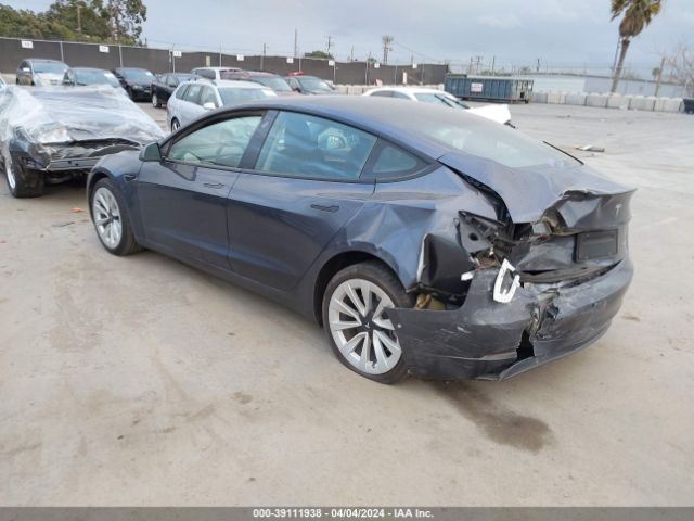 Photo 2 VIN: 5YJ3E1EB4NF322261 - TESLA MODEL 3 