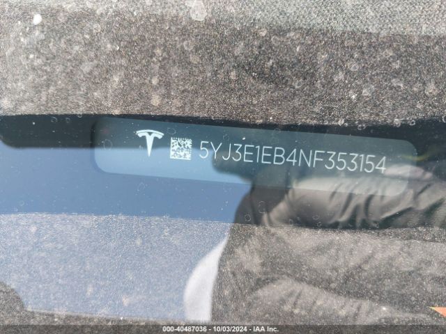 Photo 8 VIN: 5YJ3E1EB4NF353154 - TESLA MODEL 3 