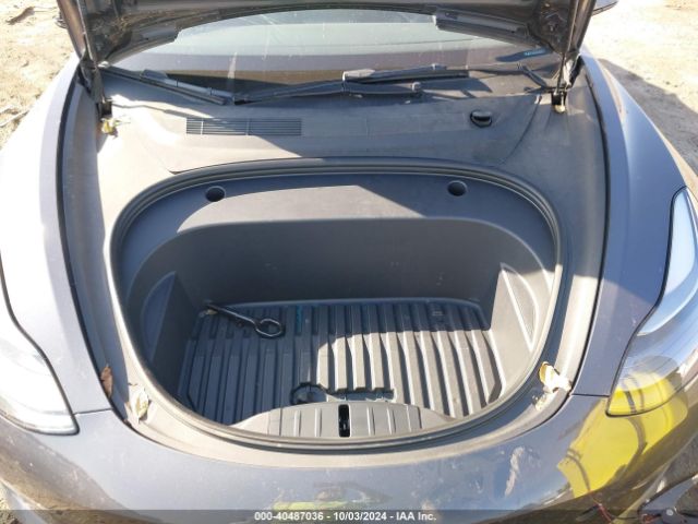 Photo 9 VIN: 5YJ3E1EB4NF353154 - TESLA MODEL 3 