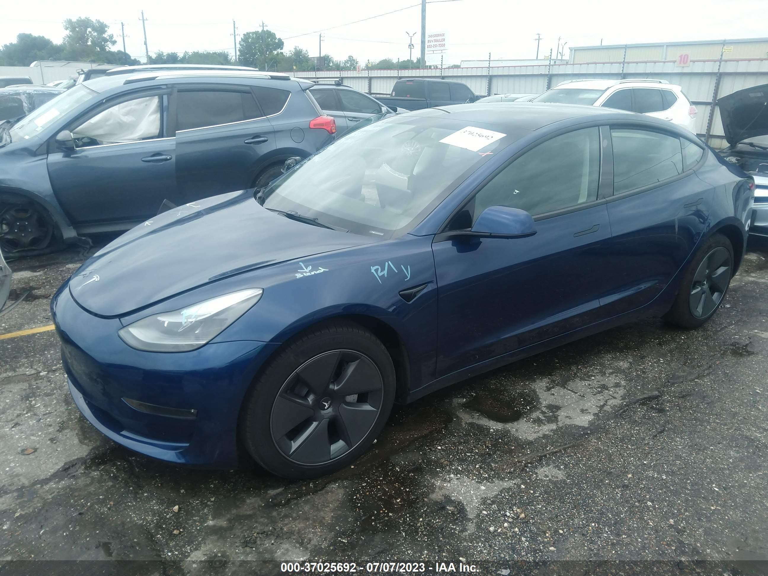 Photo 1 VIN: 5YJ3E1EB4PF391387 - TESLA MODEL 3 