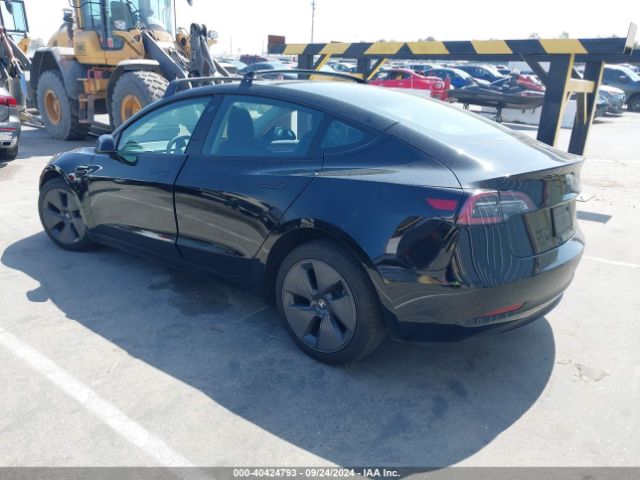 Photo 2 VIN: 5YJ3E1EB4PF392569 - TESLA MODEL 3 