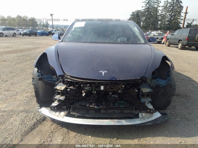 Photo 5 VIN: 5YJ3E1EB5JF074239 - TESLA MODEL 3 