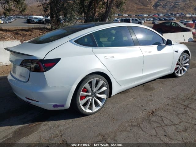 Photo 3 VIN: 5YJ3E1EB5JF084379 - TESLA MODEL 3 