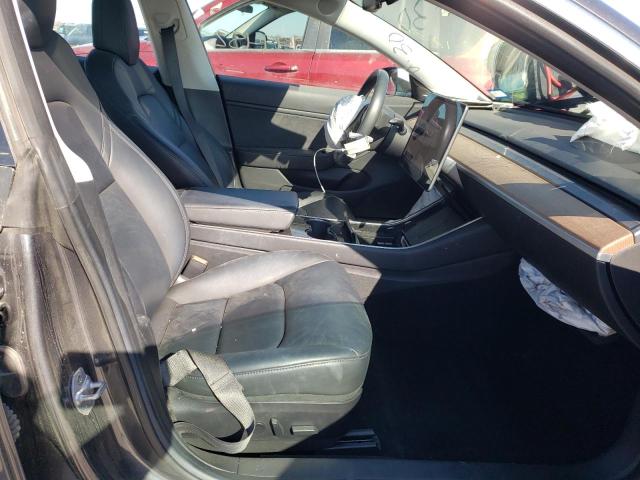 Photo 4 VIN: 5YJ3E1EB5JF094118 - TESLA MODEL 3 