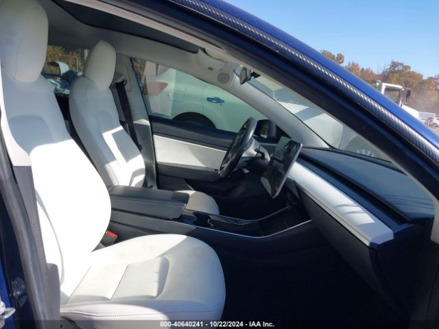 Photo 4 VIN: 5YJ3E1EB5JF096595 - TESLA MODEL 3 