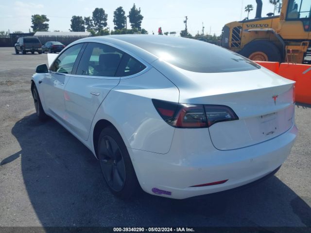 Photo 2 VIN: 5YJ3E1EB5JF100208 - TESLA MODEL 3 