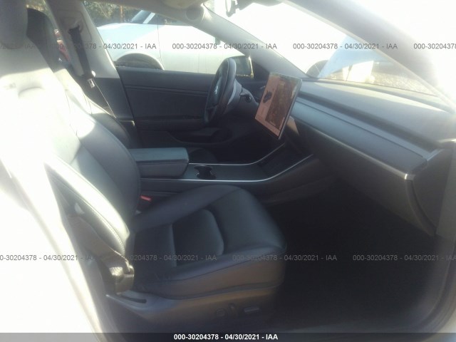 Photo 4 VIN: 5YJ3E1EB5JF104453 - TESLA MODEL 3 