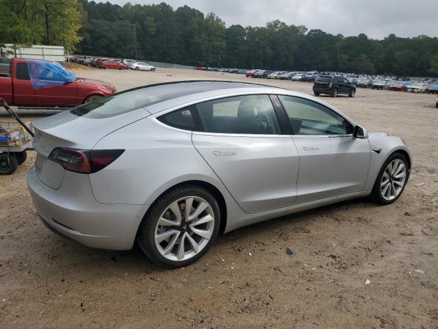 Photo 2 VIN: 5YJ3E1EB5JF117008 - TESLA MODEL 3 