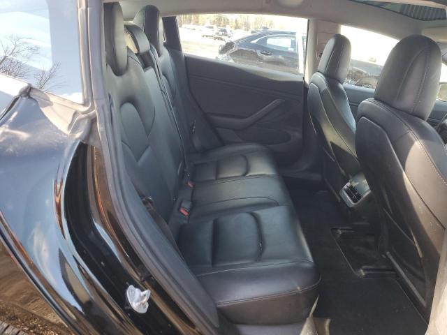 Photo 9 VIN: 5YJ3E1EB5JF126811 - TESLA MODEL 3 