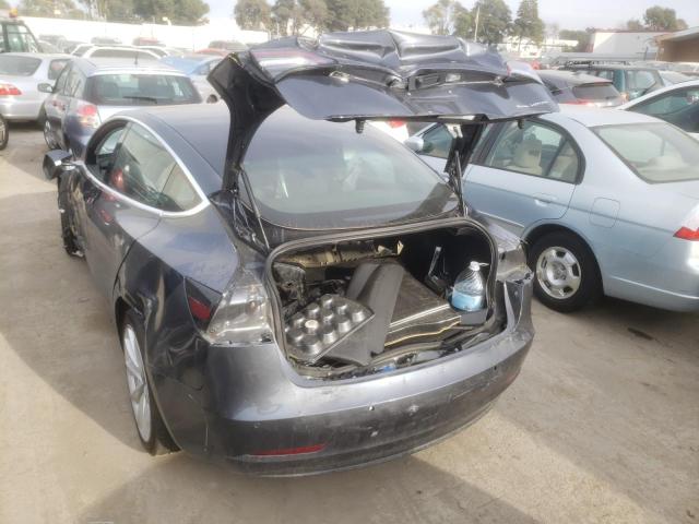 Photo 8 VIN: 5YJ3E1EB5JF132415 - TESLA MODEL 3 