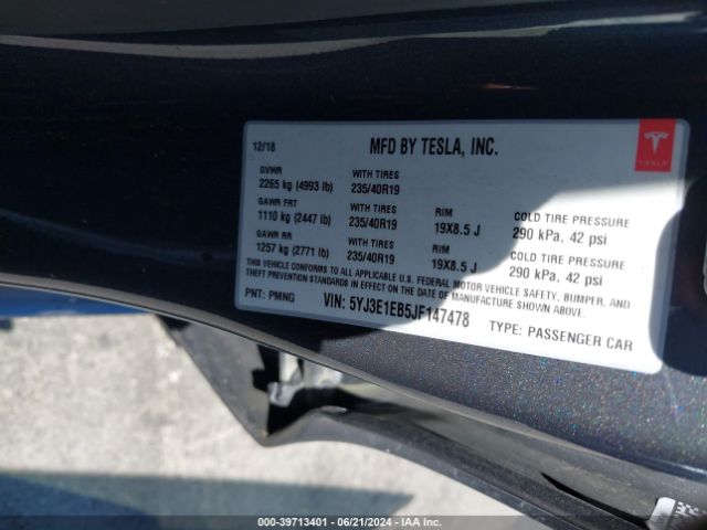 Photo 8 VIN: 5YJ3E1EB5JF147478 - TESLA MODEL 3 