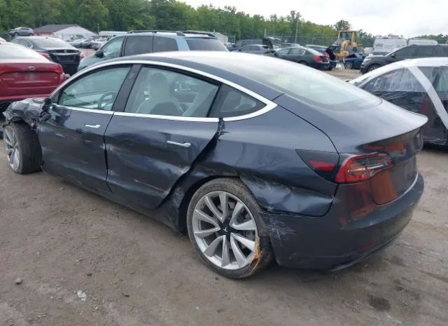 Photo 2 VIN: 5YJ3E1EB5JF181582 - TESLA MODEL 3 