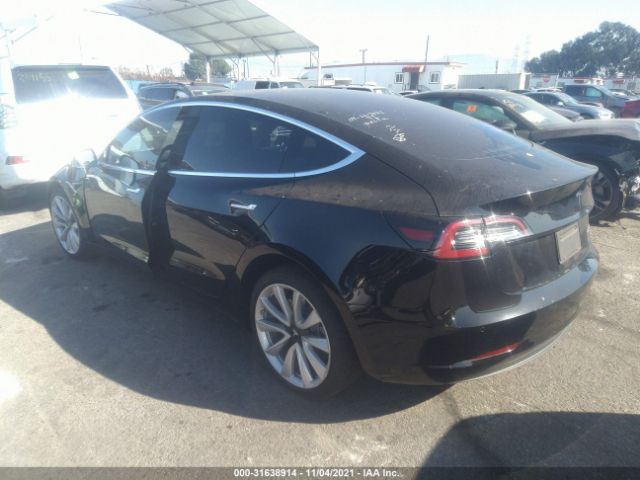 Photo 2 VIN: 5YJ3E1EB5JF186846 - TESLA MODEL 3 