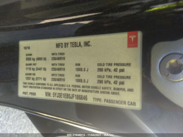 Photo 8 VIN: 5YJ3E1EB5JF186846 - TESLA MODEL 3 