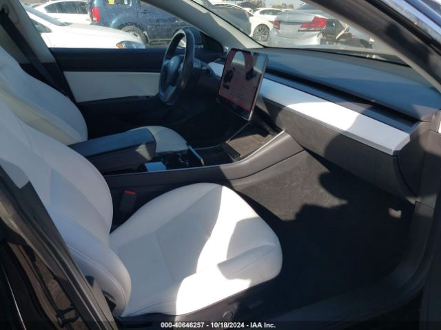 Photo 4 VIN: 5YJ3E1EB5KF391858 - TESLA MODEL 3 