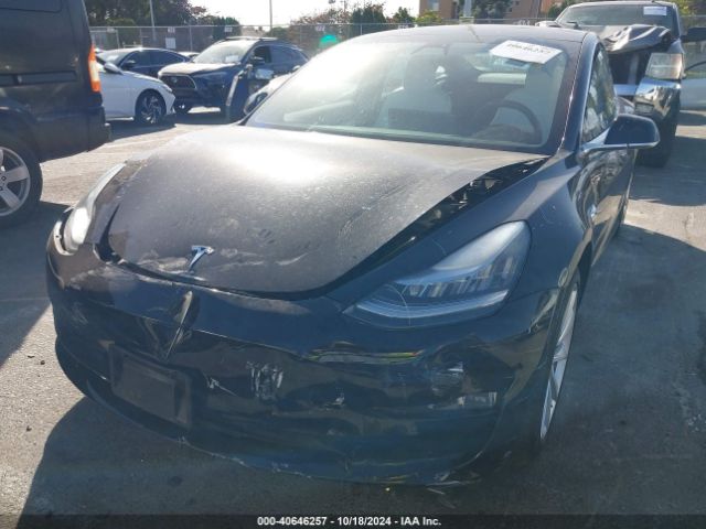 Photo 5 VIN: 5YJ3E1EB5KF391858 - TESLA MODEL 3 