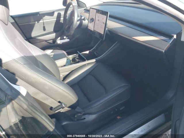 Photo 4 VIN: 5YJ3E1EB5KF427449 - TESLA MODEL 3 