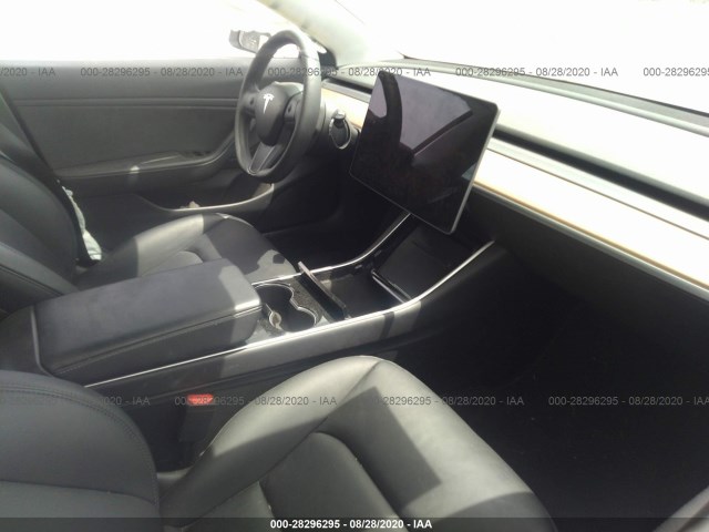 Photo 4 VIN: 5YJ3E1EB5KF433509 - TESLA MODEL-3 