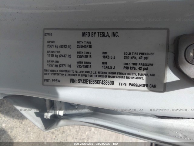 Photo 8 VIN: 5YJ3E1EB5KF433509 - TESLA MODEL-3 