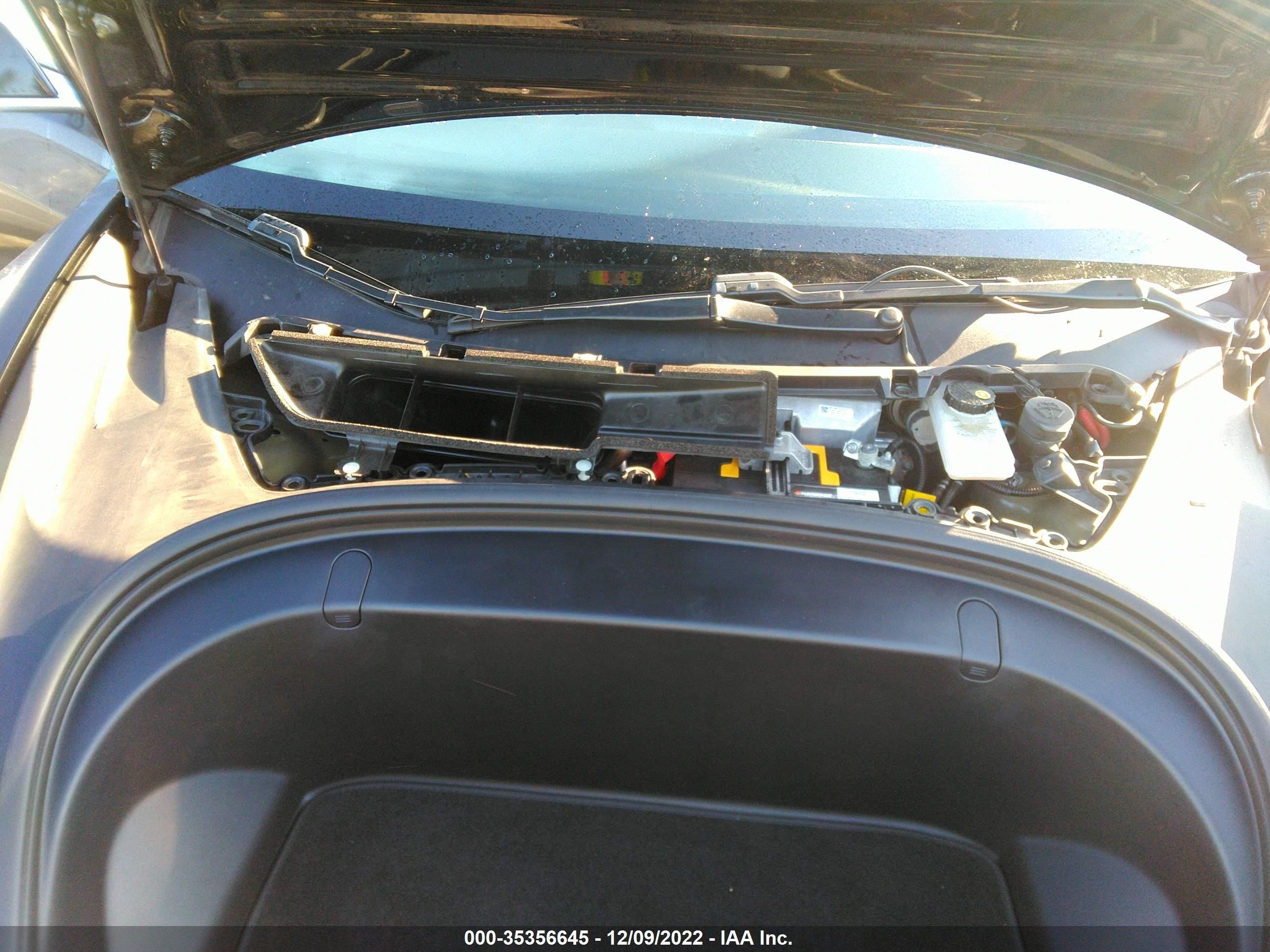 Photo 9 VIN: 5YJ3E1EB5KF433543 - TESLA MODEL 3 