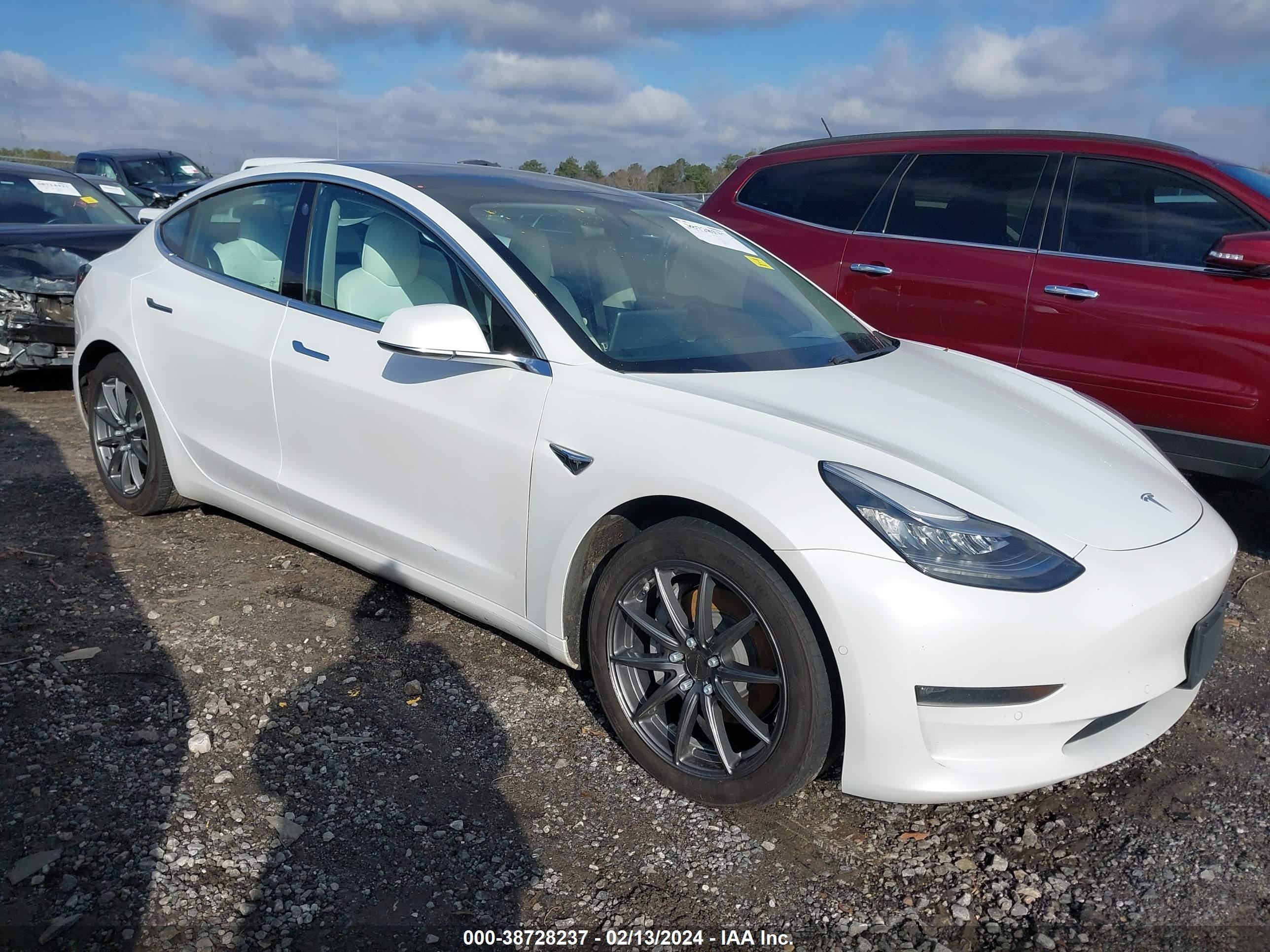 Photo 0 VIN: 5YJ3E1EB5LF622887 - TESLA MODEL 3 