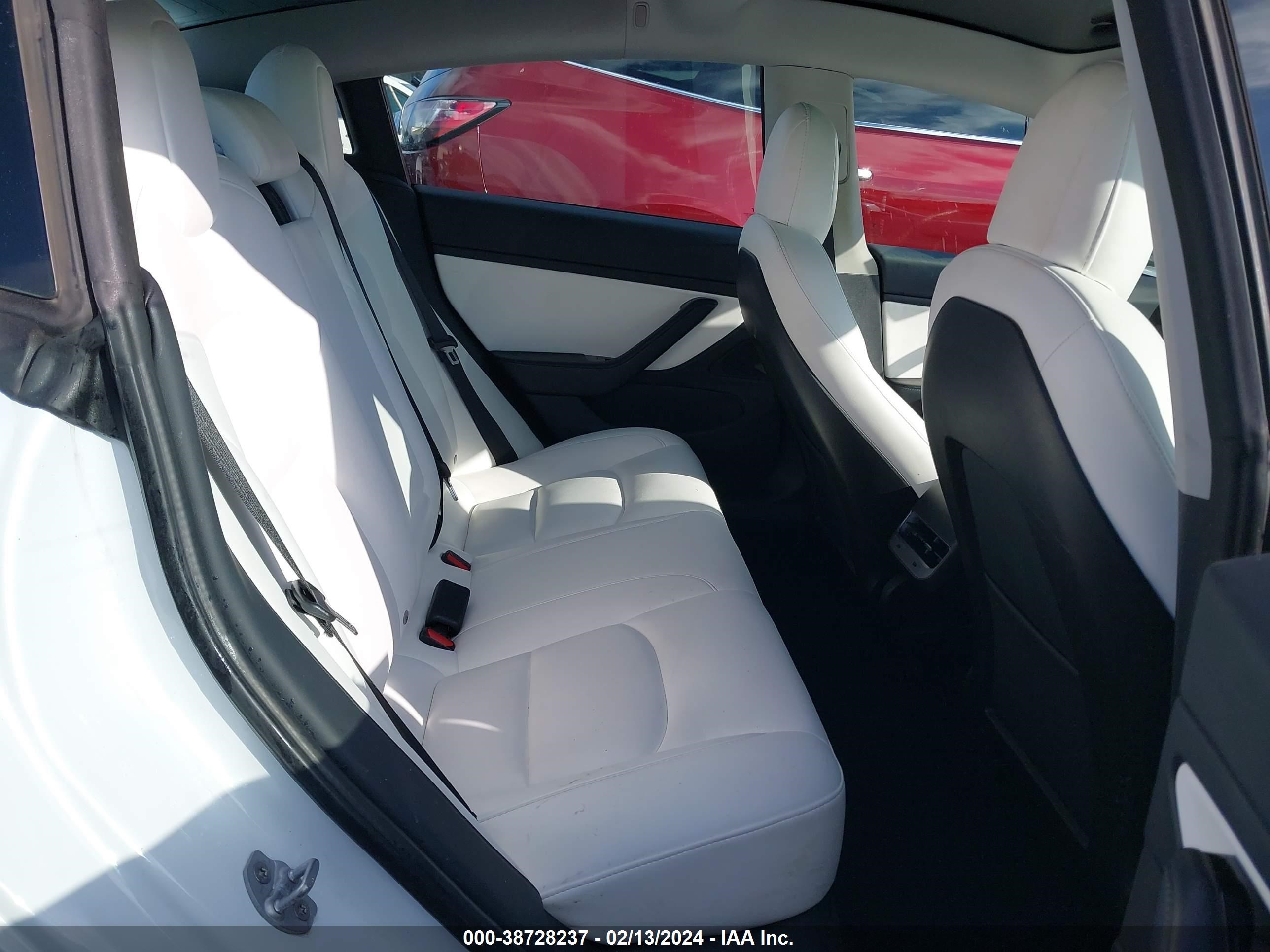 Photo 6 VIN: 5YJ3E1EB5LF622887 - TESLA MODEL 3 