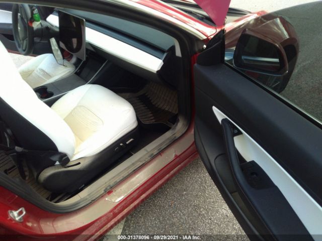 Photo 4 VIN: 5YJ3E1EB5LF791226 - TESLA MODEL 3 