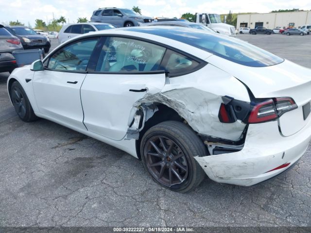 Photo 5 VIN: 5YJ3E1EB5MF026423 - TESLA MODEL 3 