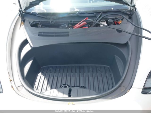 Photo 9 VIN: 5YJ3E1EB5MF026423 - TESLA MODEL 3 