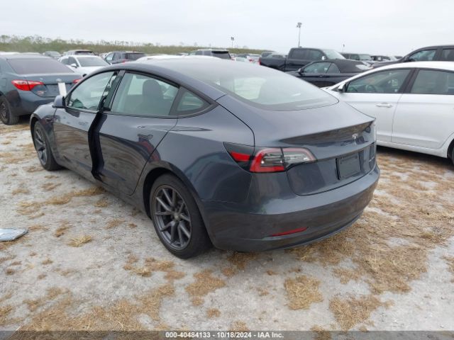 Photo 2 VIN: 5YJ3E1EB5MF035641 - TESLA MODEL 3 