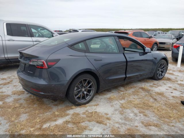 Photo 3 VIN: 5YJ3E1EB5MF035641 - TESLA MODEL 3 