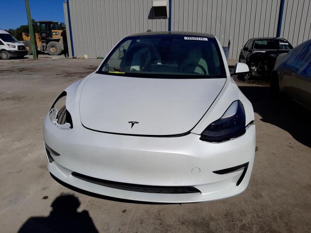 Photo 4 VIN: 5YJ3E1EB5MF054657 - TESLA MODEL 3 