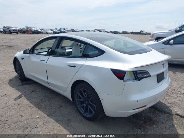 Photo 2 VIN: 5YJ3E1EB5MF064248 - TESLA MODEL 3 