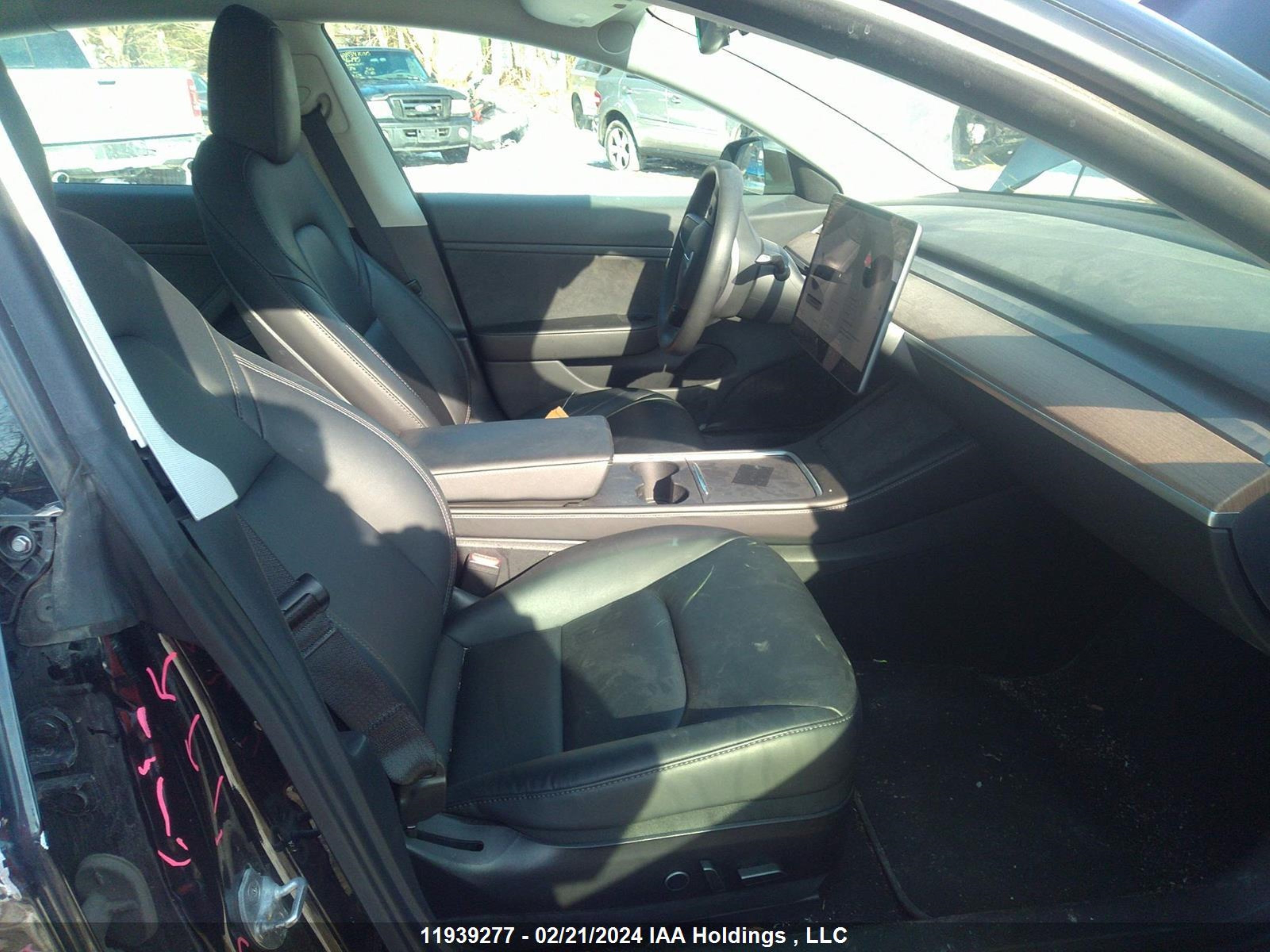 Photo 4 VIN: 5YJ3E1EB5MF859459 - TESLA MODEL 3 