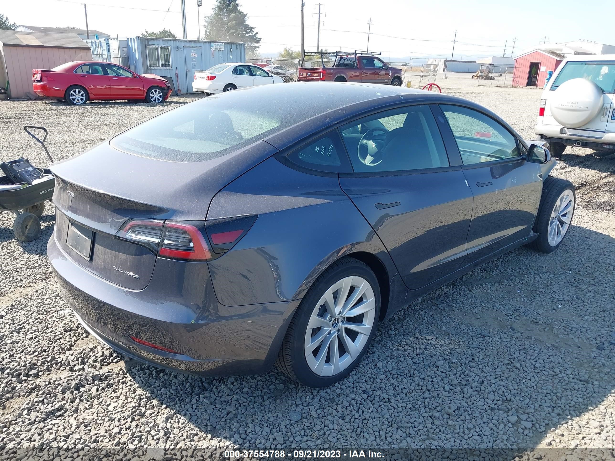 Photo 3 VIN: 5YJ3E1EB5MF870977 - TESLA MODEL 3 