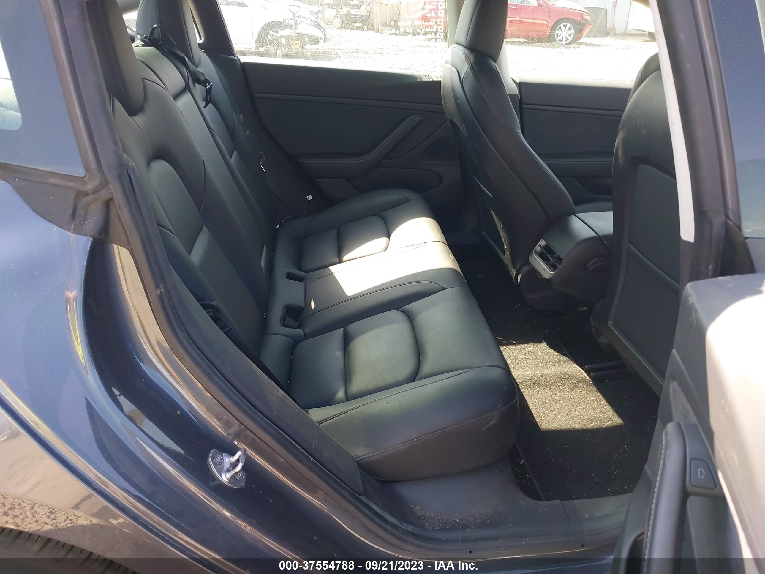 Photo 7 VIN: 5YJ3E1EB5MF870977 - TESLA MODEL 3 