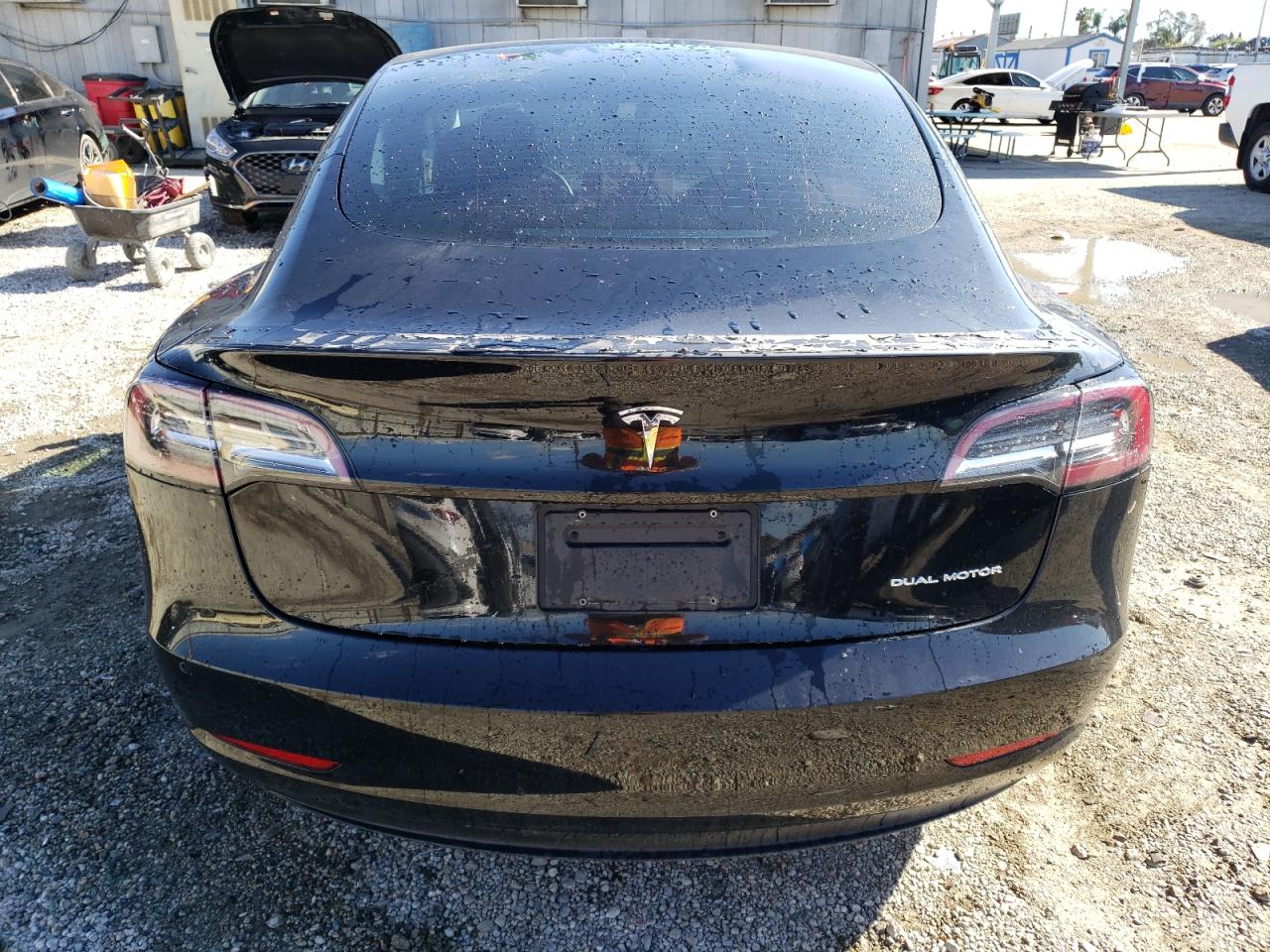 Photo 5 VIN: 5YJ3E1EB5MF928988 - TESLA MODEL 3 