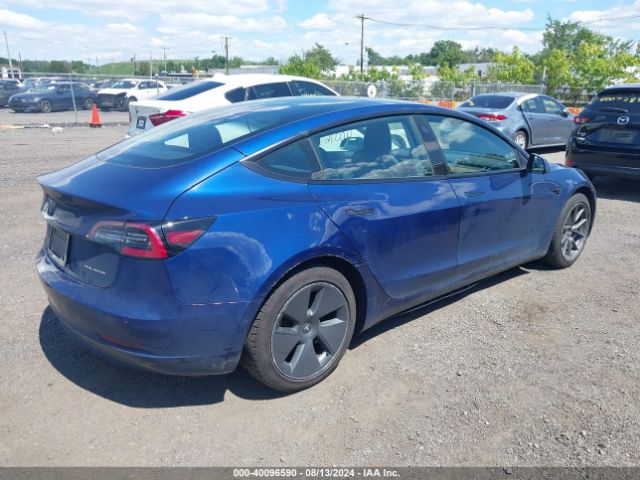 Photo 3 VIN: 5YJ3E1EB5NF104331 - TESLA MODEL 3 