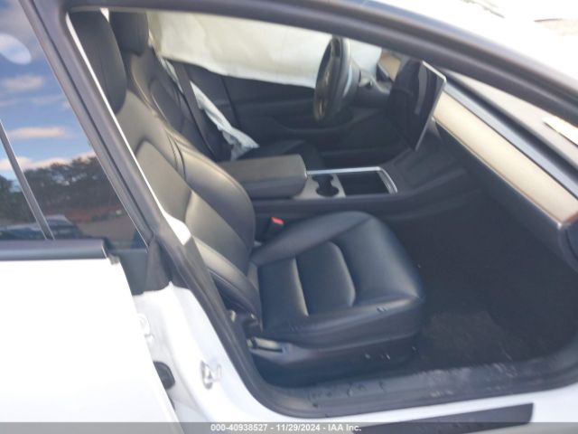 Photo 4 VIN: 5YJ3E1EB5NF180597 - TESLA MODEL 3 