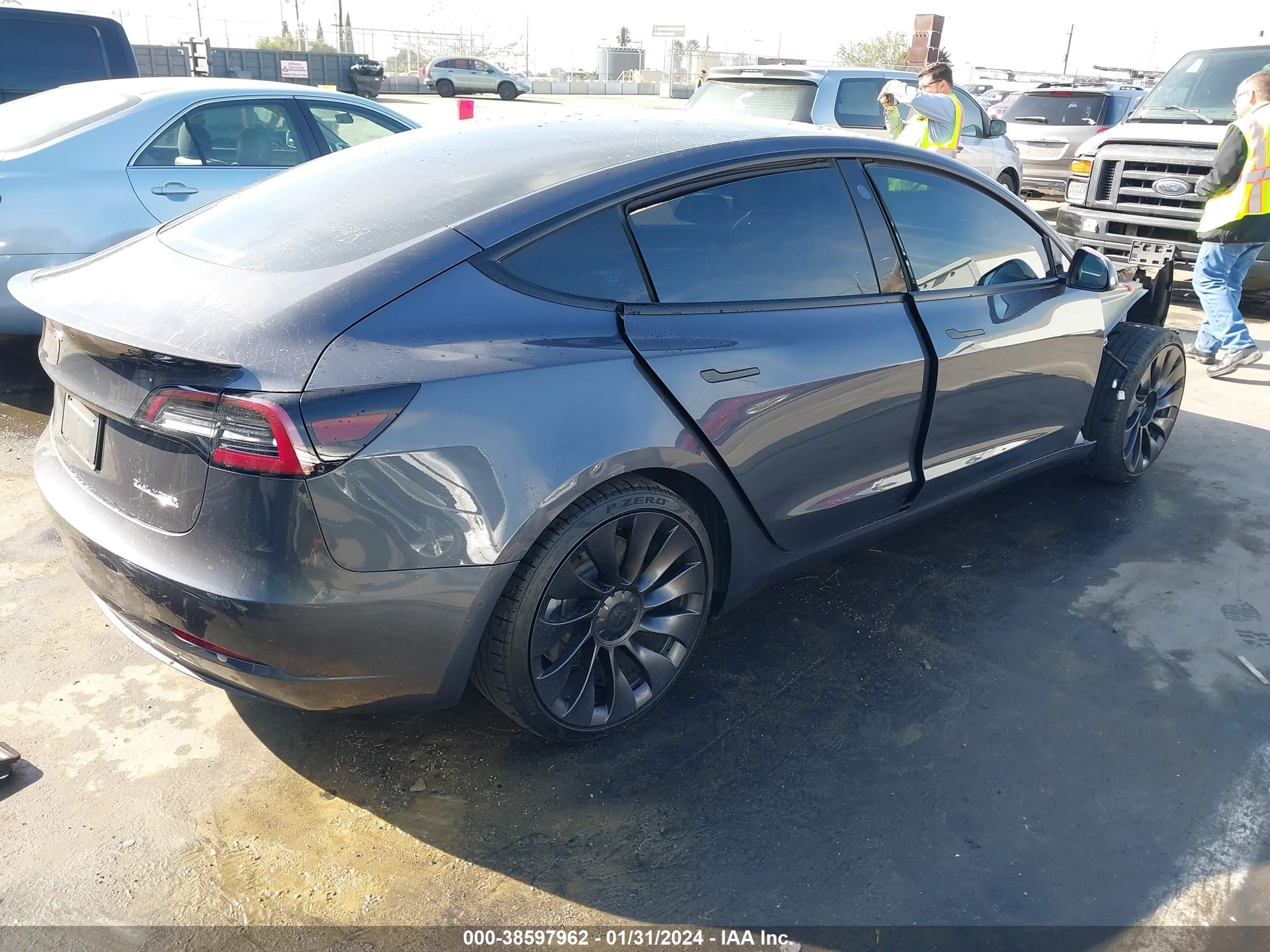 Photo 3 VIN: 5YJ3E1EB5NF183452 - TESLA MODEL 3 