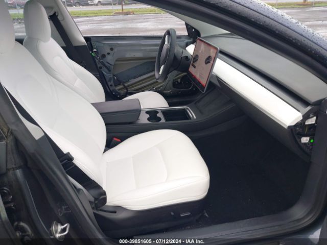 Photo 4 VIN: 5YJ3E1EB5NF184584 - TESLA MODEL 3 