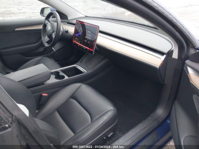 Photo 4 VIN: 5YJ3E1EB5NF204297 - TESLA MODEL 3 