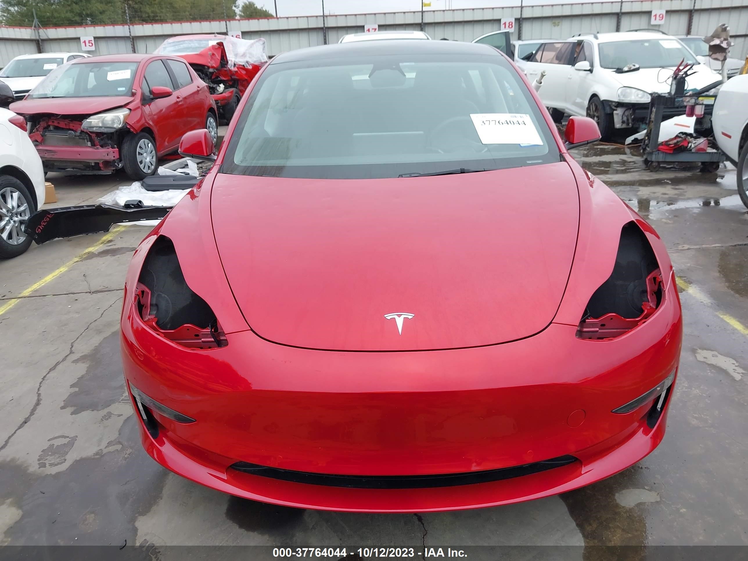 Photo 11 VIN: 5YJ3E1EB5NF246825 - TESLA MODEL 3 