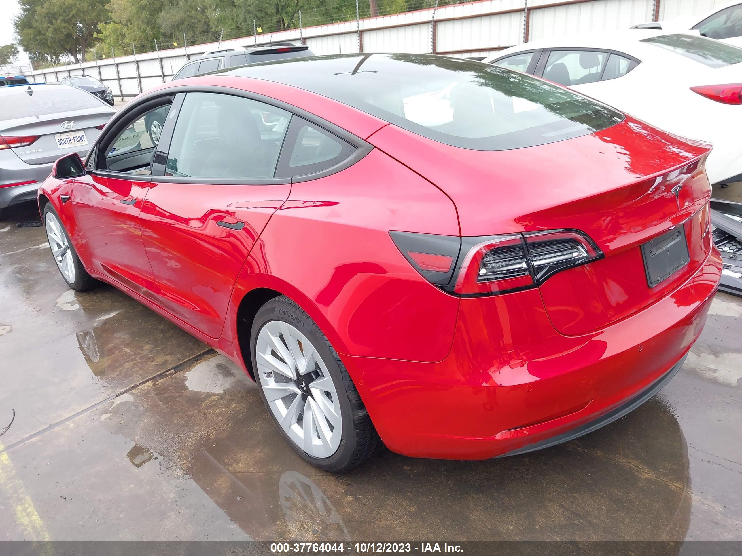 Photo 2 VIN: 5YJ3E1EB5NF246825 - TESLA MODEL 3 