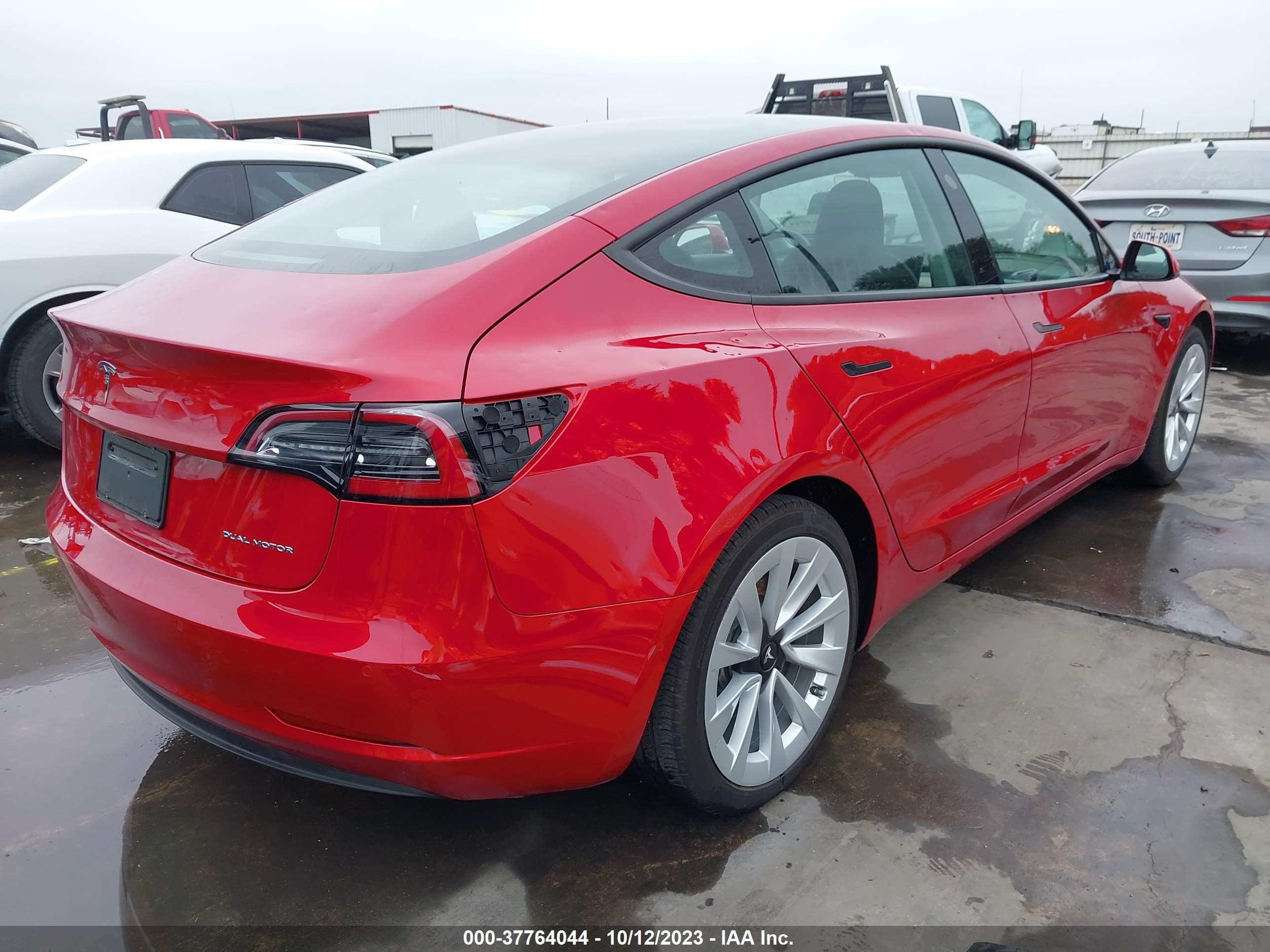 Photo 3 VIN: 5YJ3E1EB5NF246825 - TESLA MODEL 3 