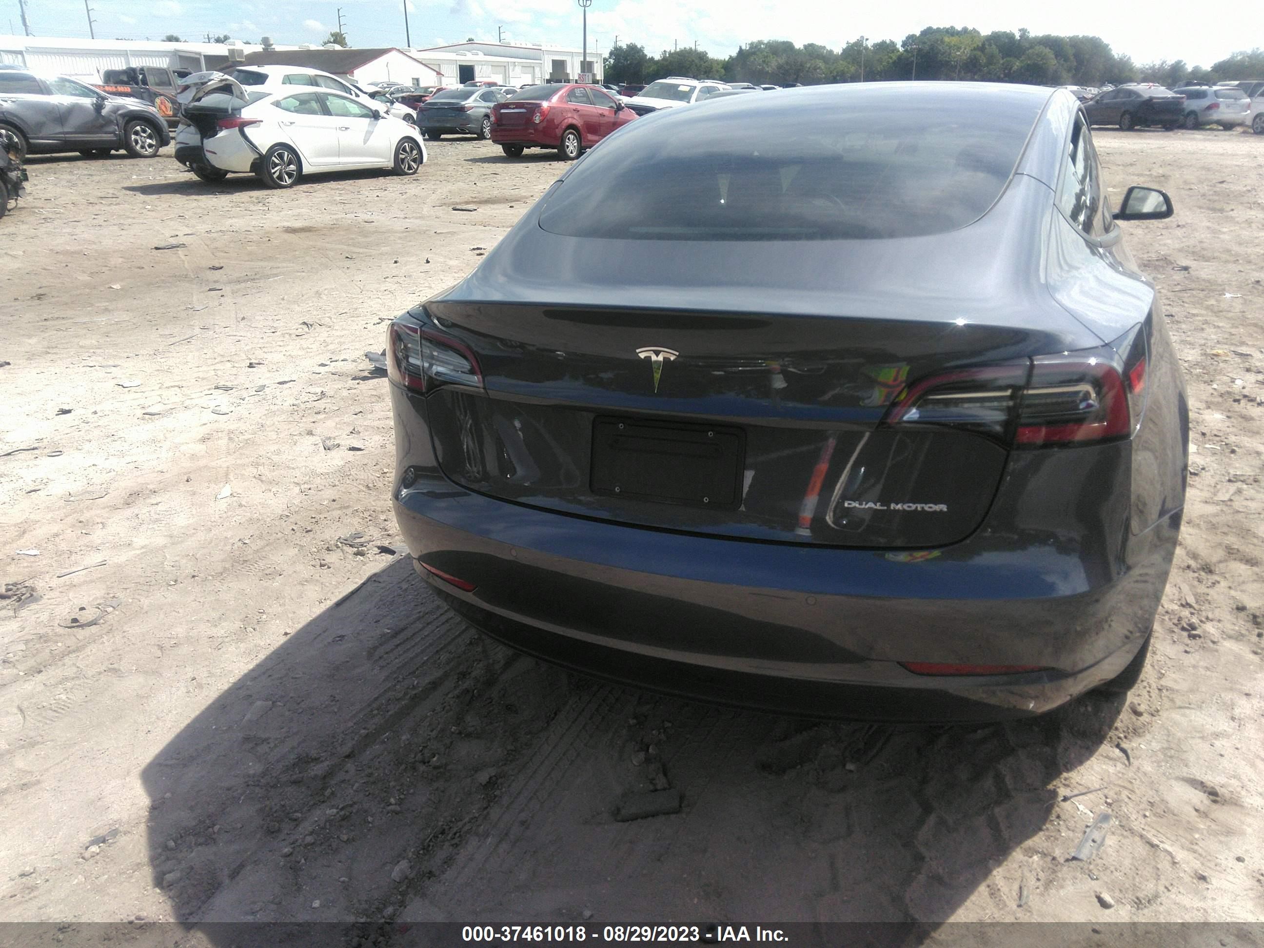 Photo 13 VIN: 5YJ3E1EB5NF311804 - TESLA MODEL 3 